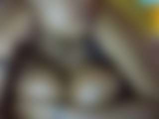 Live cam show with sauccyspoilage - Thick on liverealitysex.com