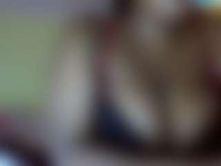 Live cam show with sauccyspoilage - Big Clit on madthumbs