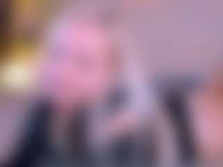 Live cam show with Debbie - Blonde Hair on Gym Cam Girls