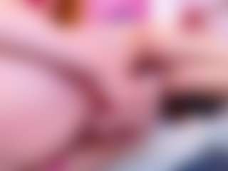blondesquirt's Live Sex Cam Show