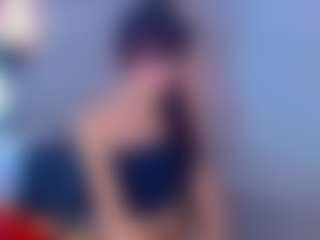 Live cam show with Valentina - Black Hair on Camsoda