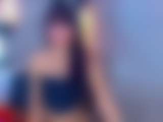 Live cam show with Valentina - Black Hair on Camsoda