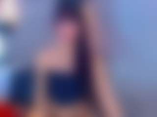 Live cam show with Valentina - Black Hair on Camsoda