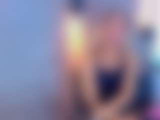 Live cam show with Valentina - Anal Toys on CamSodaAdn