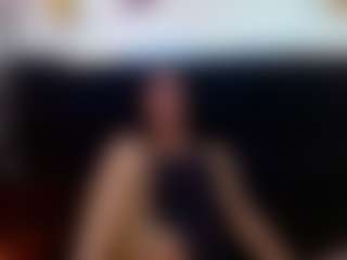 Live cam show with Valentina - Brown Eyes on dropp.cam