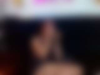 Live cam show with Valentina - Small Tits on dropp.cam
