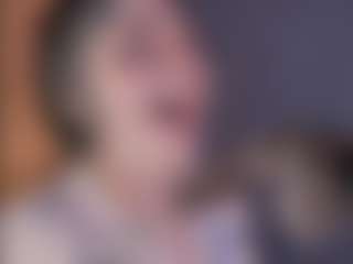 HoneyJenny's Live Sex Cam Show