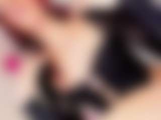 Live cam show with CandyJoselyn - Black Hair on Dolls Live