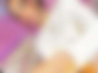 Live cam show with Alejandra_dolll - Fetish on Milfs Live
