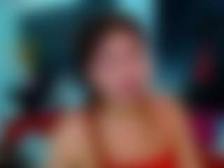 Live cam show with isalombardi - Colombia on live18s.com