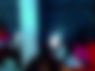 isalombardi's Live Sex Cam Show