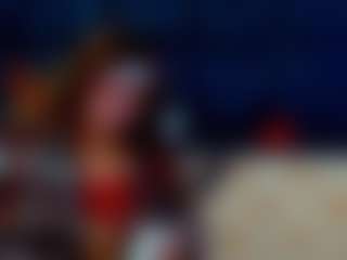 Live cam show with isalombardi - Smoking on AdultVida.com
