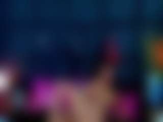 Live cam show with isalombardi - Green Eyes on StripNow