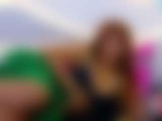 Live cam show with isalombardi - Double Penetration on Soda Cam