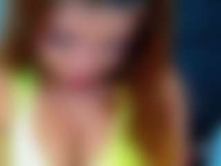 Live cam show with isalombardi - Strip Asian on Camsoda