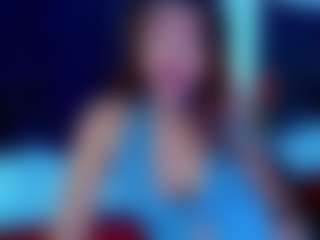 Live cam show with isalombardi - Gagging on Hubzter Live