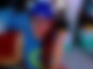 Live cam show with isalombardi - Mistress on CamwithHer