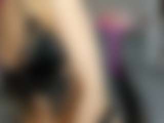 Lola's Live Sex Cam Show