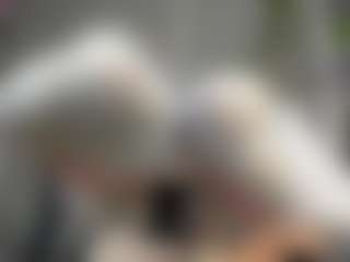 Live cam show with Lola - Small Tits on Dare Cams