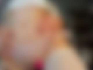 Live cam show with Lola - Red Hair on CamSextacy