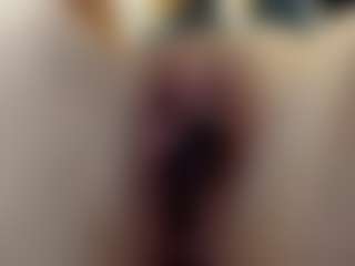 Live cam show with Lola - Small Tits on madthumbs