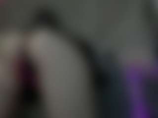 Lola's Live Sex Cam Show