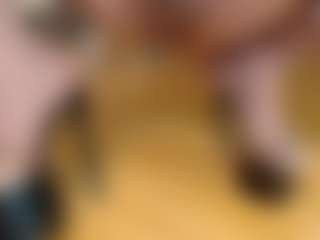 Live cam show with Mystres - Fuck on Gym Cam Girls