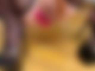 Live cam show with Mystres - Hairy Pussy on TastyBlacksLive