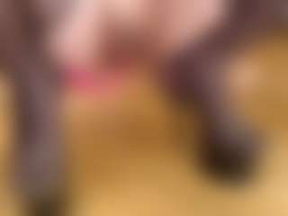 Spettacolo in cam dal vivo con Mystres - Mistress su Camsoda