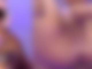 Live cam show with Valentina - Shaved Pussy on AdultVida.com