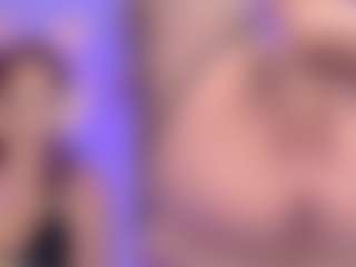 Live cam show with Valentina - Petite on Soda Cam