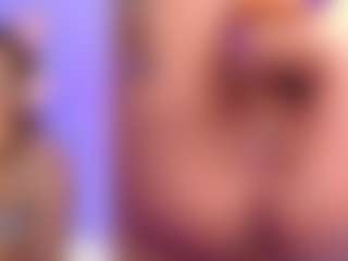 Live-camshow met Valentina - Flashing op Camsoda