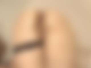 Live cam show with Adara Johnson - Athletic Brown Eyes on SquirtSoMuch