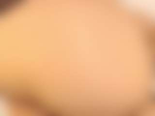 Live cam show with Adara Johnson - Petite on Camsoda