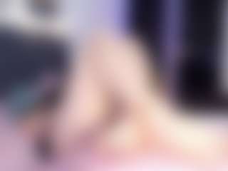 Elaiafranc's Live Sex Cam Show