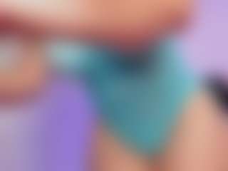 MadelaneCoote's Live Sex Cam Show