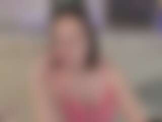 Live cam show with Marta-Bates - Game on CamClone