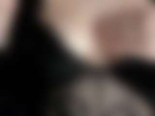 Live cam show with Vivi - Public on Dolls Live
