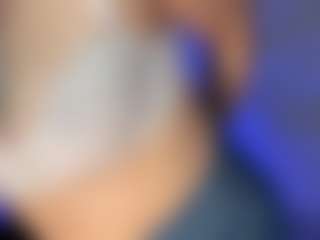 Live cam show with Vivi - Dom on sexytreat.net