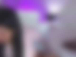 Live cam show with Eliie-Ruizz - Innocent on AdultVida.com