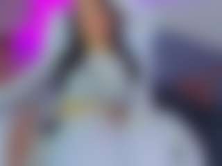 Live cam show with Eliie-Ruizz - Innocent on livesexfox.com