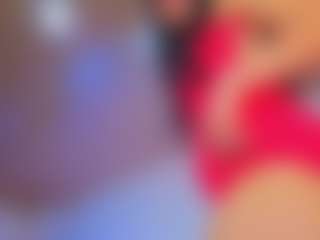 Live cam show with Eliie-Ruizz - Shaved on camwithhim.com
