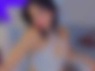 Live cam show with Eliie-Ruizz - Innocent on x69.live