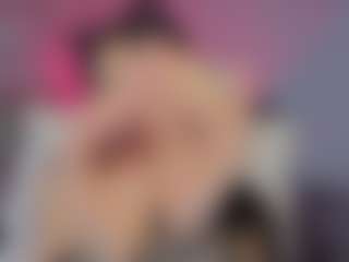 Live cam show with Eliie-Ruizz - Innocent on Gym Cam Girls