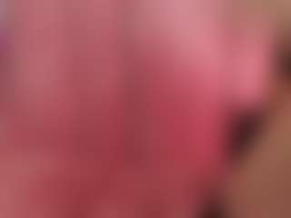 Live cam show with Kathix-wet - Upskirt on livesuperchat.net