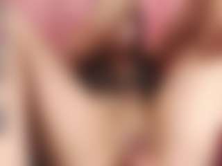 Live cam show with Kathix-wet - Nipple Piercings on googirlz