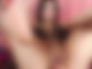 Live cam show with Kathix-wet - Upskirt on livesuperchat.net