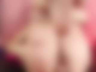 Live cam show with Kathix-wet - Nipple Piercings on Camsoda