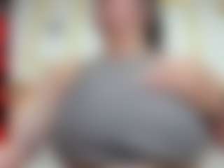 Live cam show with Miiranda-vega - Hairy Pussy on Dare Cams