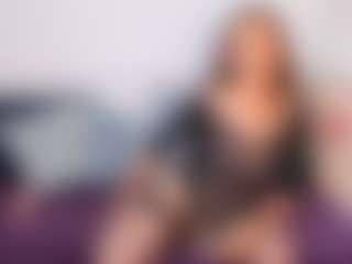 NatasaWilder MILF webcam performer live streaming